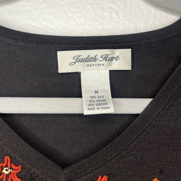 Judith Hart Petites Black Embroidered Top - Picture 3 of 4